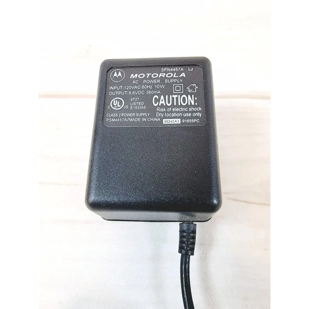 Motorola Cell Phone Charger SPN4457A Input 120VAC/60Hz/1W Output 8.8VAC/340mA—25